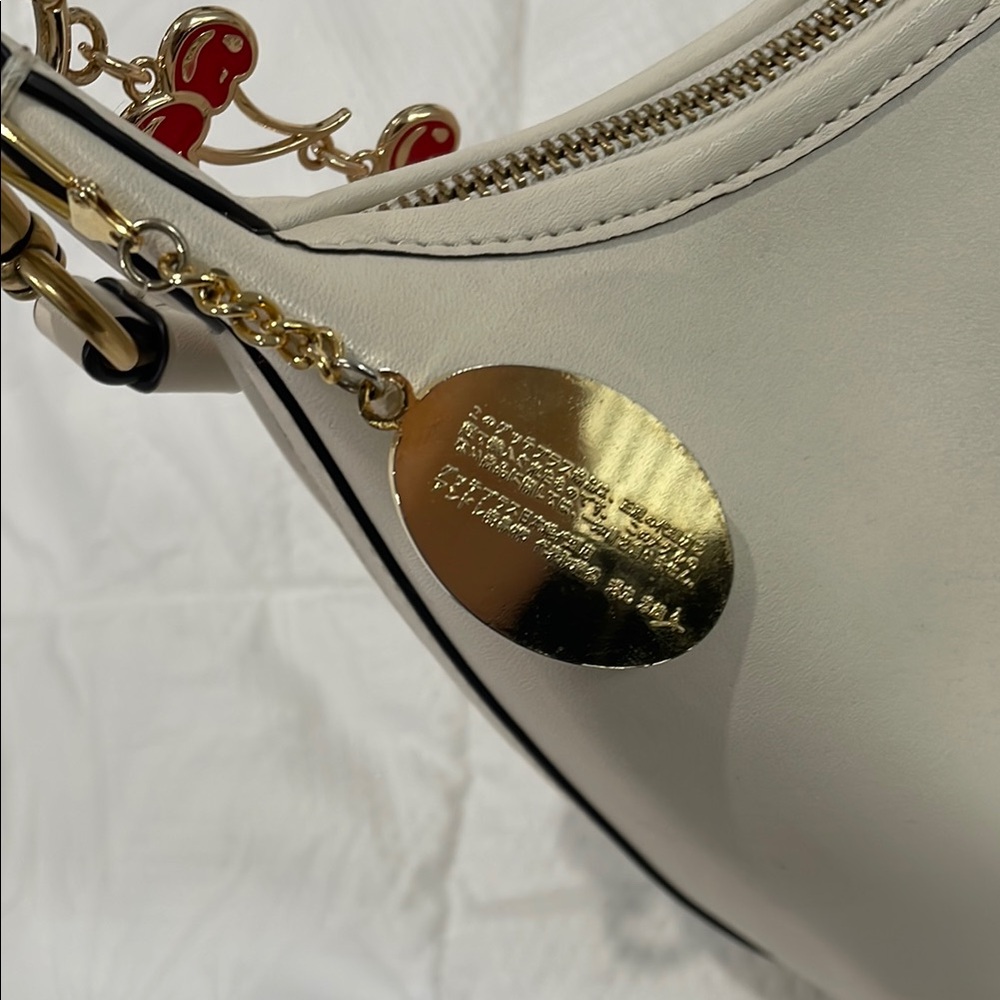 Gucci Silver and Gold Key - Picture 8 of 8